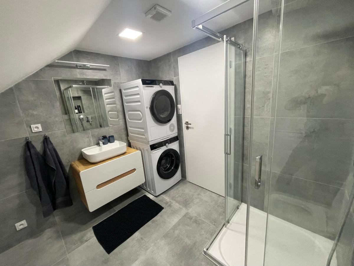 Apartman Svetla باردوبيتسه المظهر الخارجي الصورة