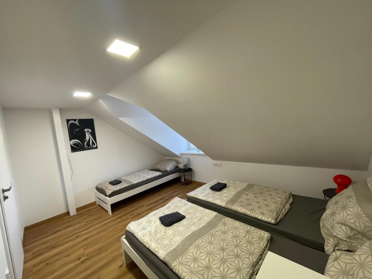 Apartman Svetla باردوبيتسه المظهر الخارجي الصورة